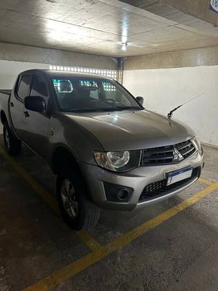 MITSUBISHI L200 TRITON 3.2 GLX 4X4 CD 16V TURBO INTERCOLER DIESEL 4P MANUAL